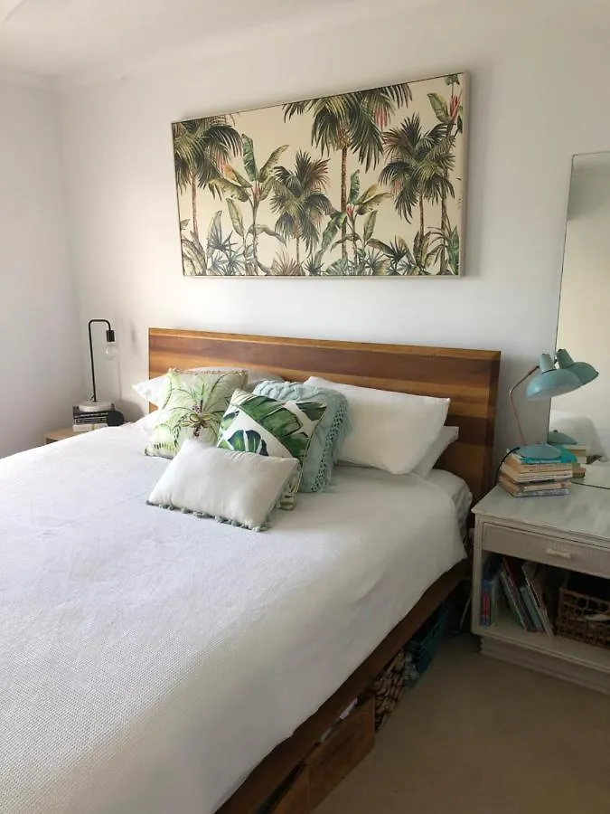Boutique Townhouse Near Surf And Sand Gold Coast
